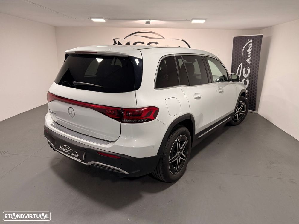 Mercedes-Benz EQB 250+ AMG Line - 11