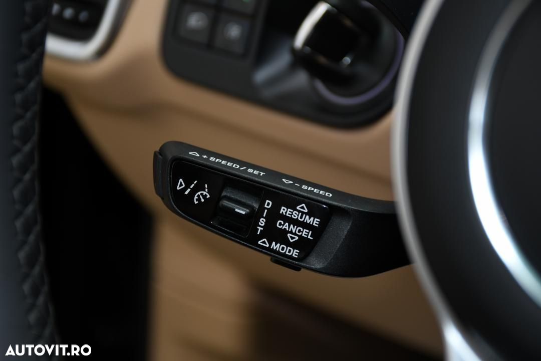 Porsche Cayenne Coupe E-Hybrid Tiptronic S Platinum Edition - 34