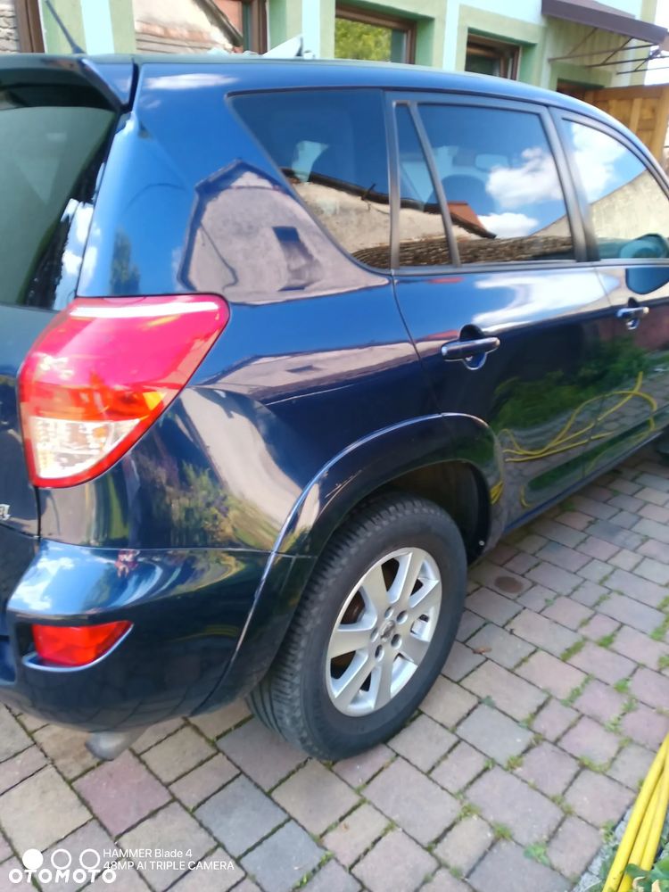 Toyota Rav4 2005 photo 4