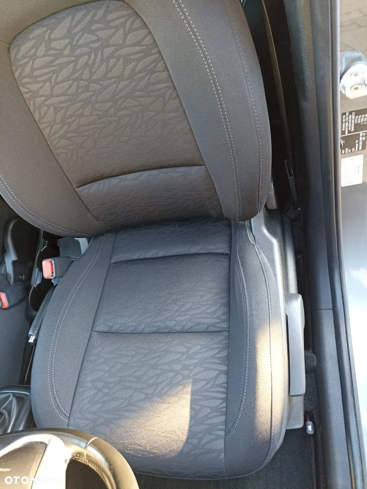 Hyundai ix20 1.6 BlueDrive Comfort - 12