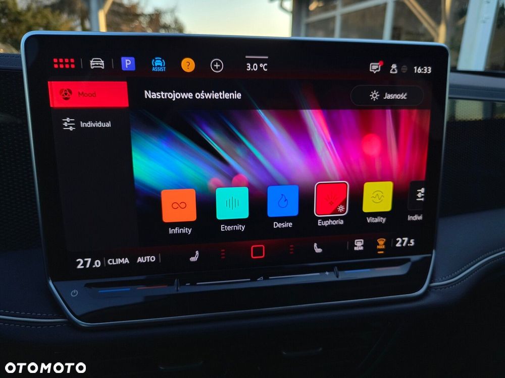 Volkswagen Passat - 28