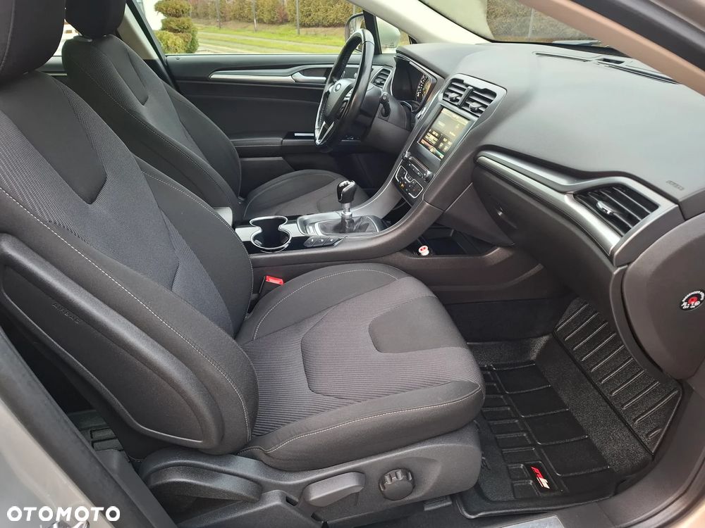 Ford Mondeo 2.0 TDCi Start-Stopp Titanium - 25