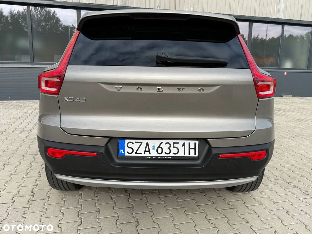 Volvo XC 40 - 33