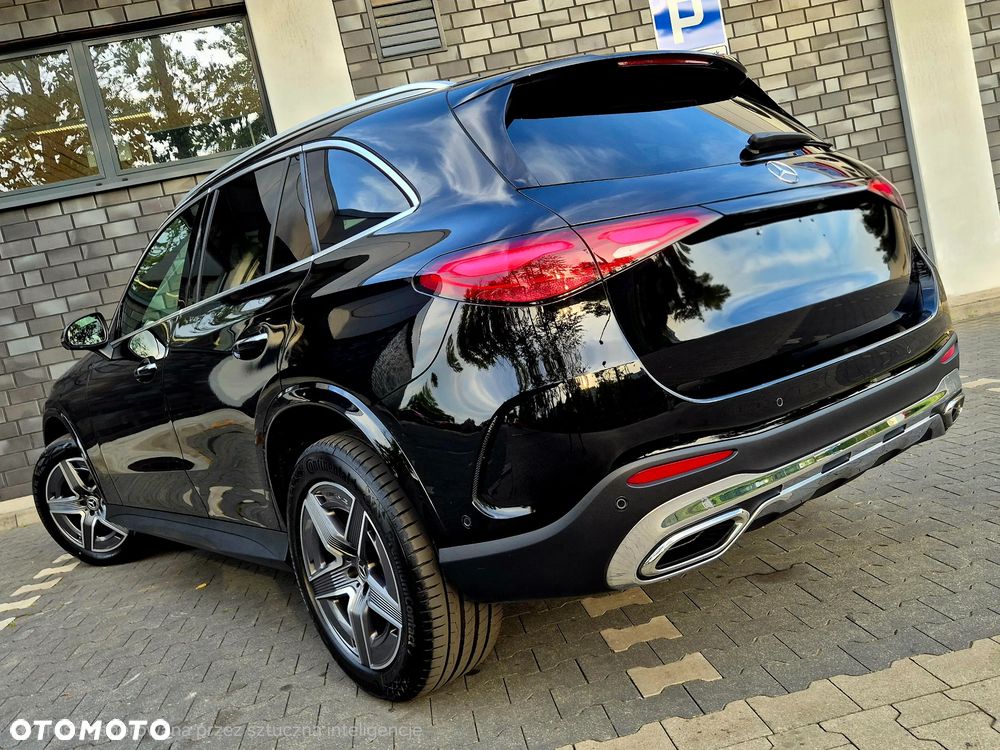 Mercedes-Benz GLC 200 4Matic 9G-TRONIC AMG Line Plus - 10