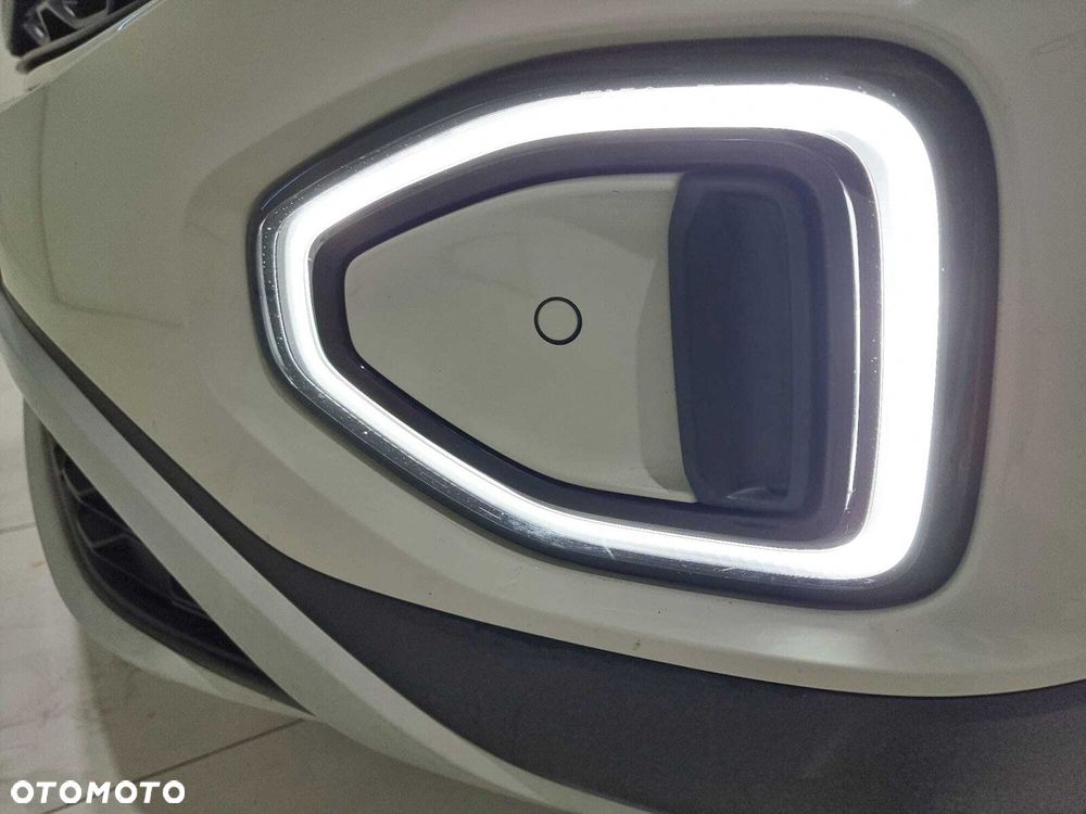 Volkswagen T-Roc - 29