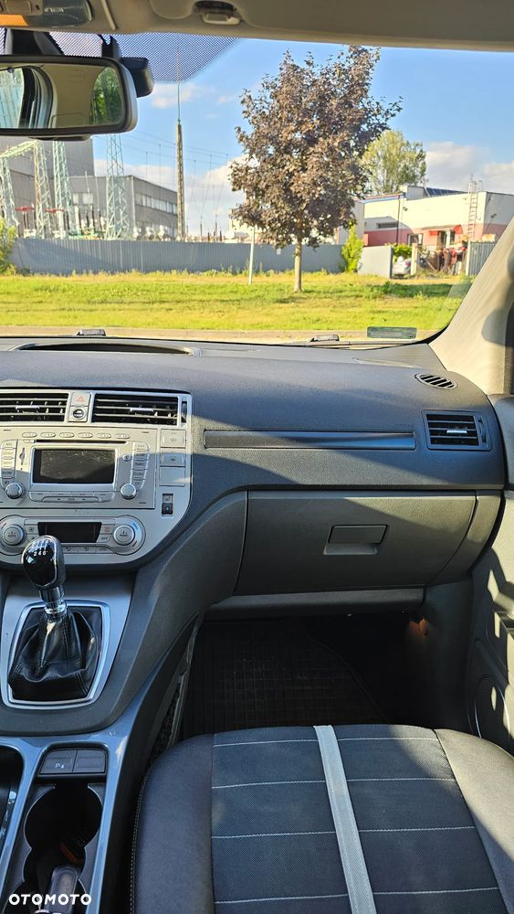 Ford Kuga 2.0 TDCi Titanium - 3