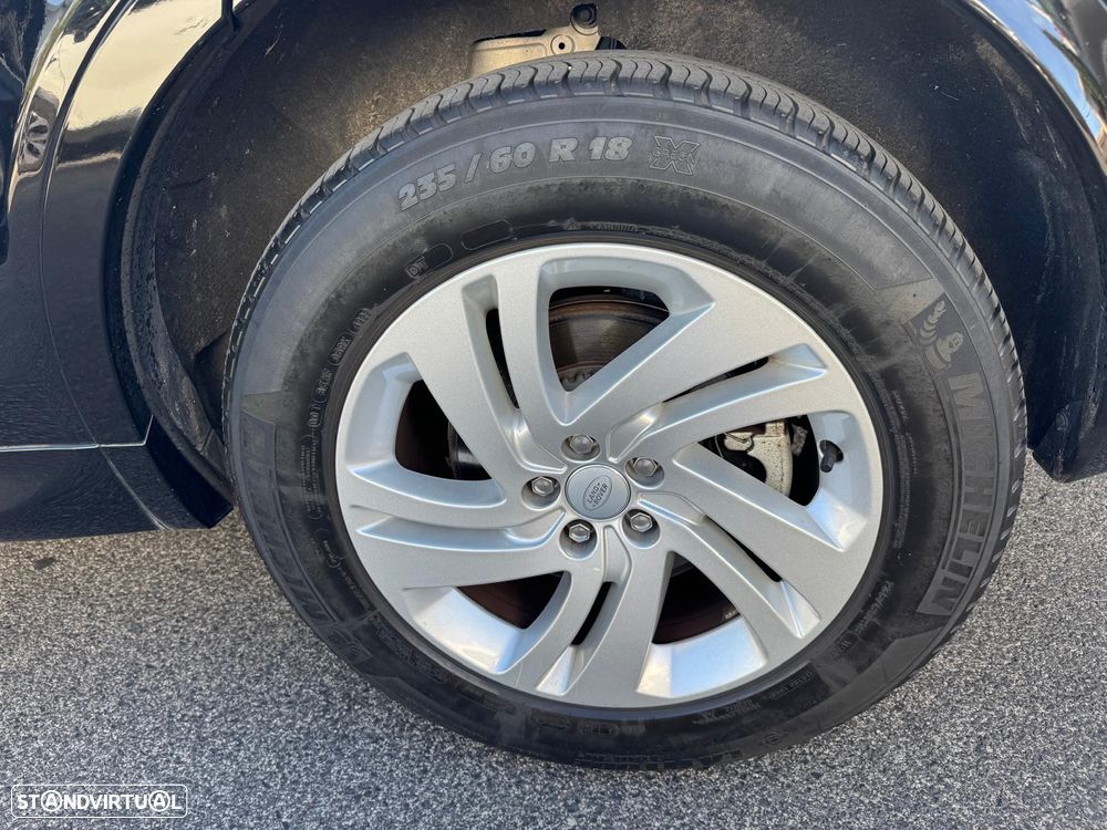 Land Rover Discovery Sport - 8