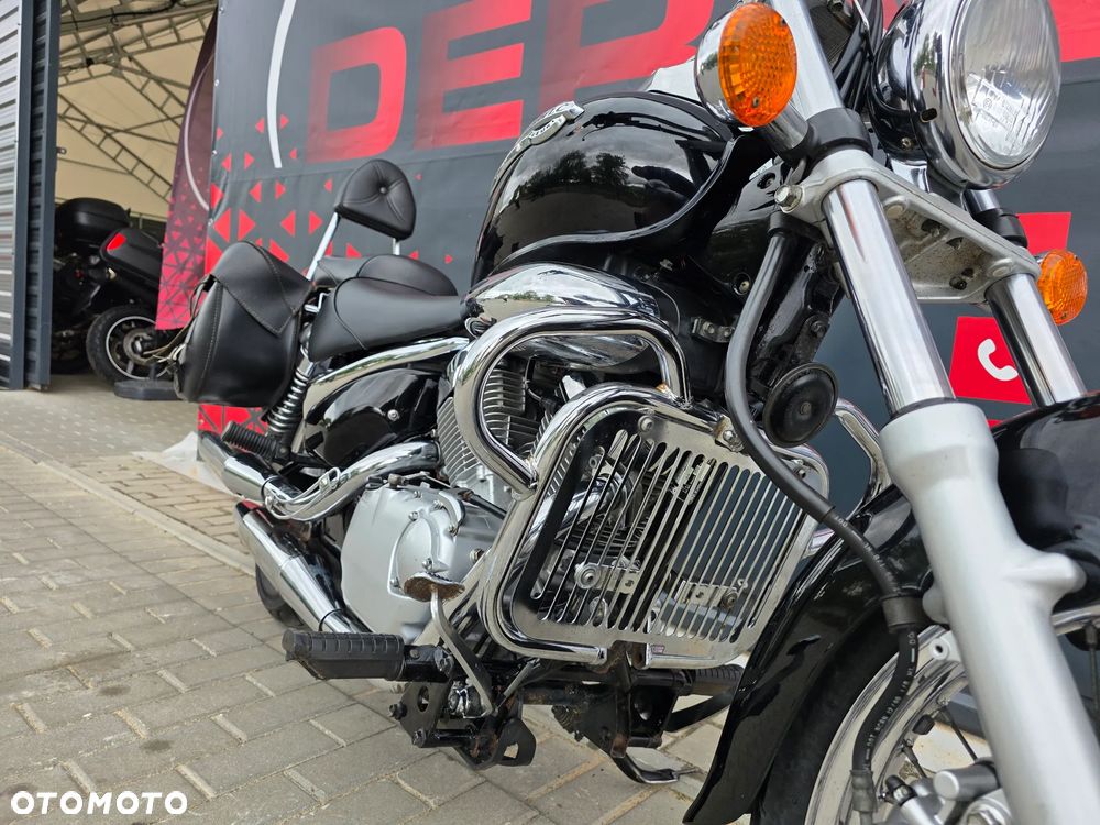 Suzuki Intruder - 26