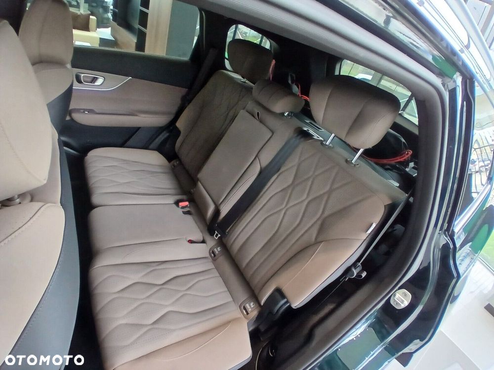 Chery Tiggo 8 - 15