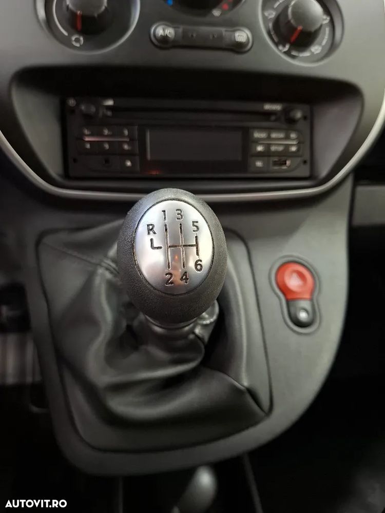 Renault Kangoo 1.5 Blue dCi 95 ZEN - 21