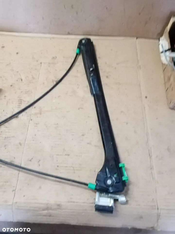Mechanizm podnośnik szyby lewy przód Audi A4 B5 8D0837379C 8D0959801D - 3