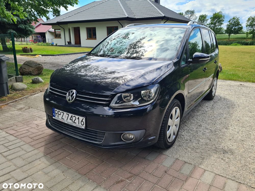 Volkswagen Touran - 17