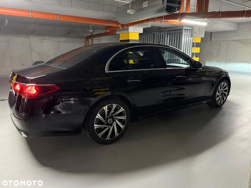 Mercedes-Benz Klasa E 220 d 9G-TRONIC - 5