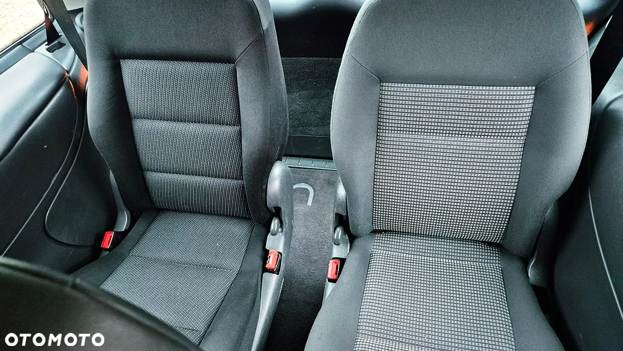 Seat Alhambra 1.8 20V Turbo Stylance - 29
