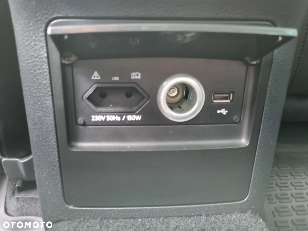 Skoda Superb 2.0 TSI L&K DSG - 36