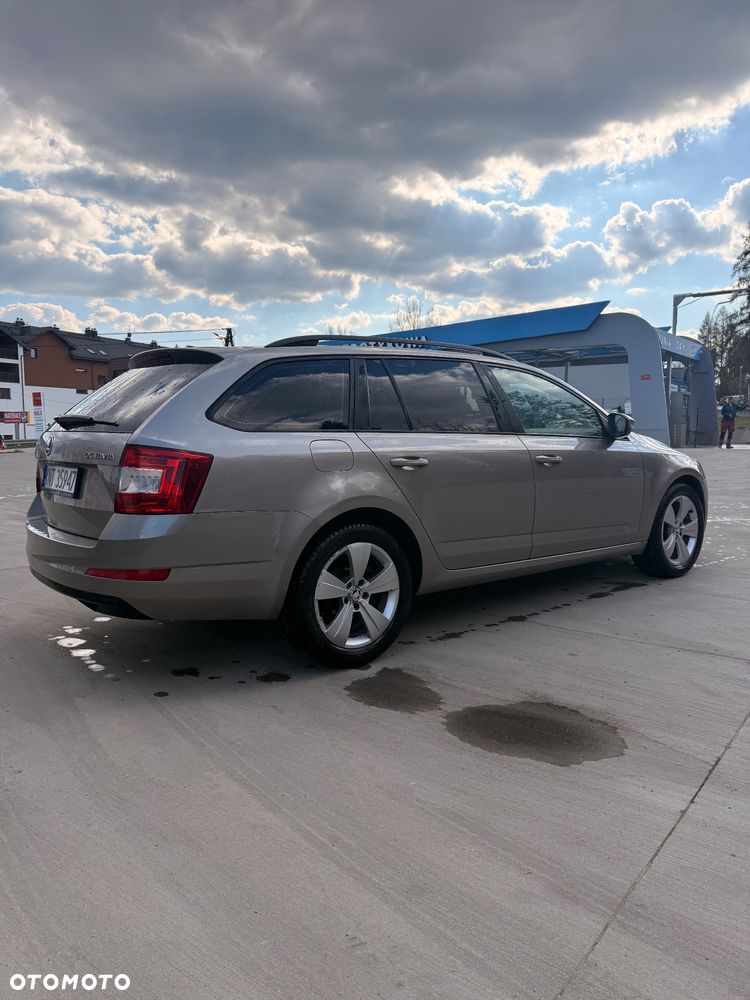 Skoda Octavia 2.0 TDI Drive - 6