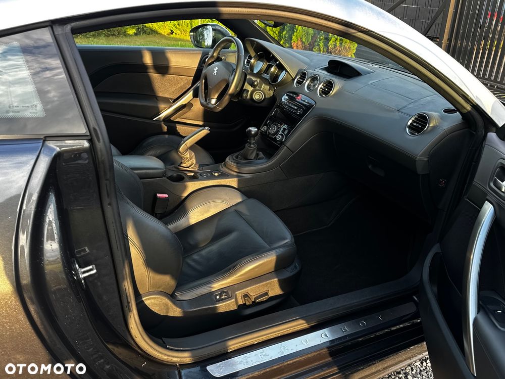 Peugeot RCZ 1.6 200 THP - 21