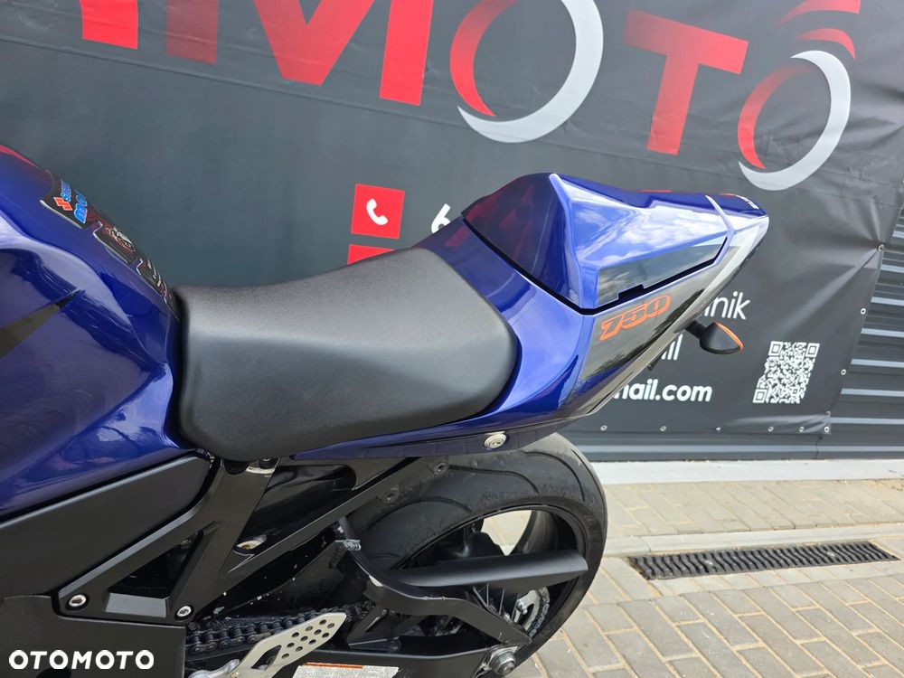 Suzuki GSX-R - 21