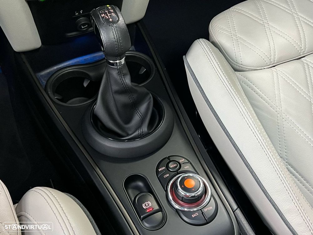 MINI Countryman Cooper SE ALL4 Auto - 18