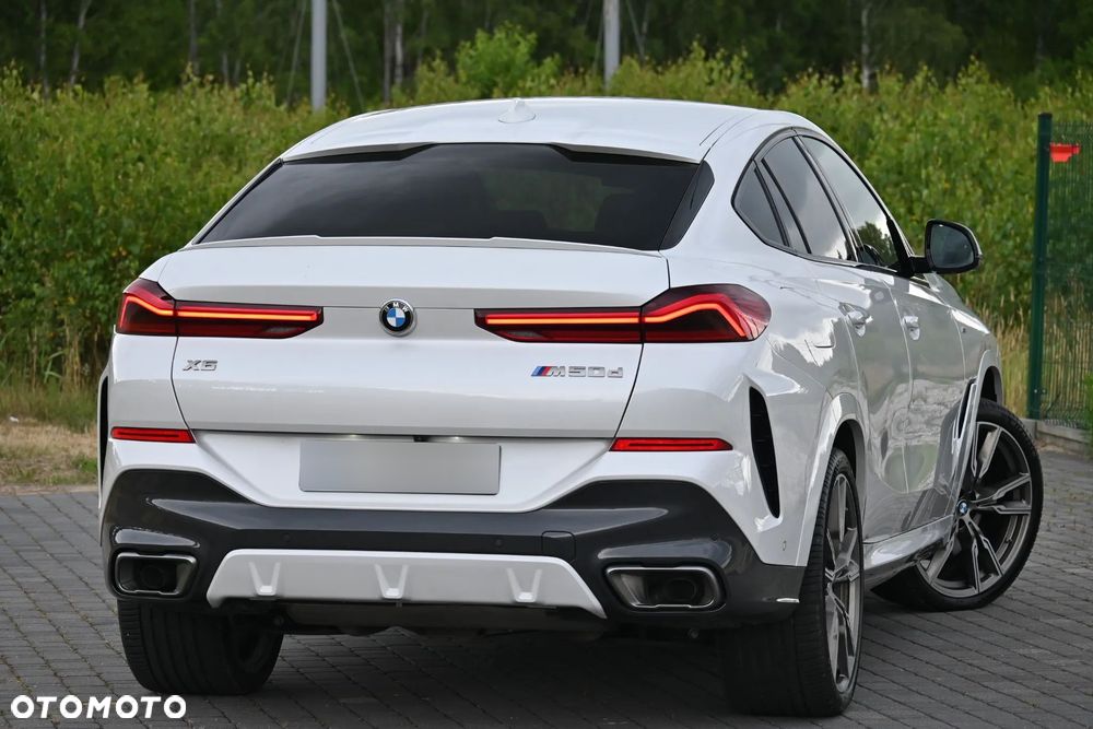 BMW X6M - 19
