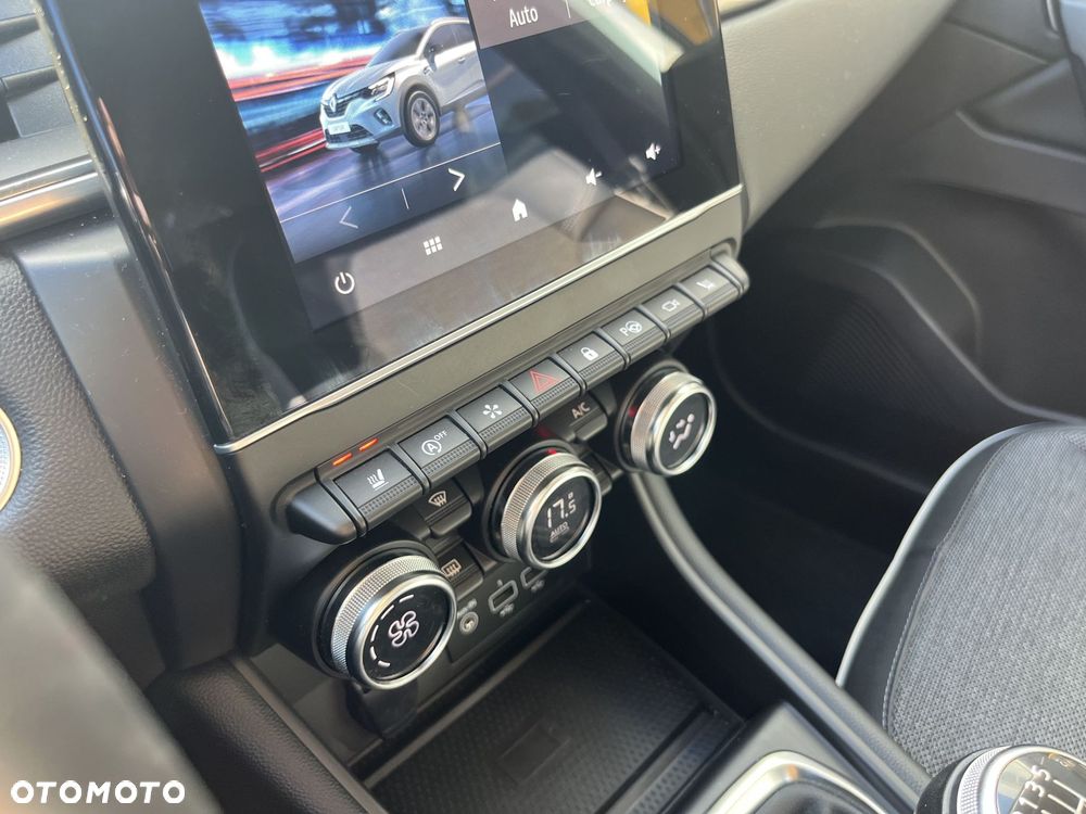 Renault Captur - 27