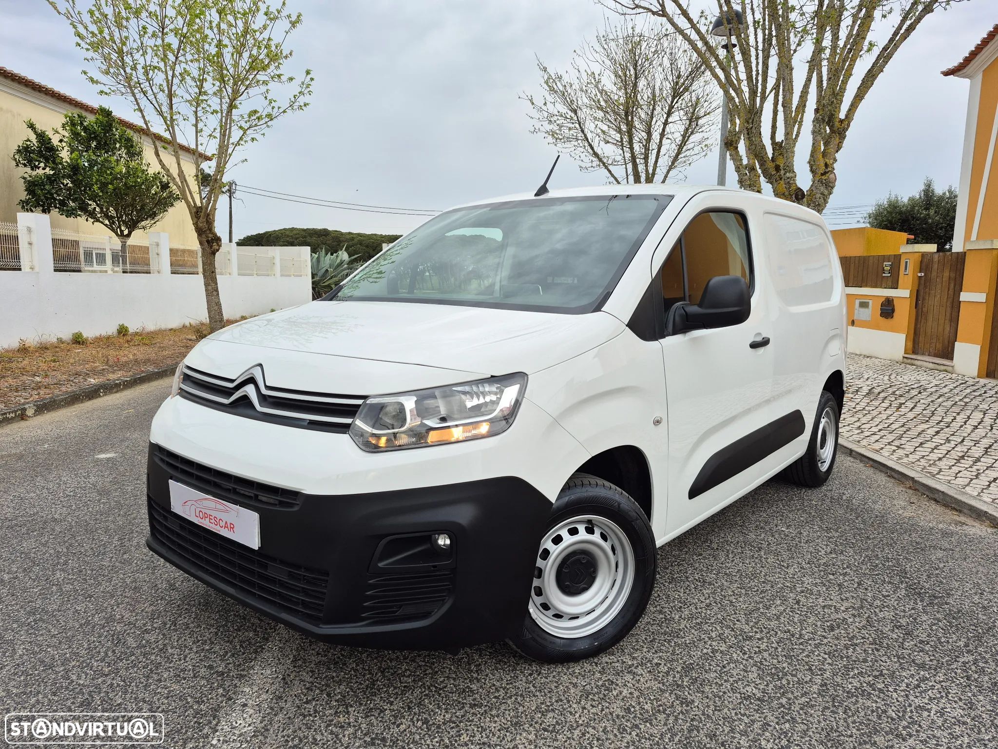 Citroën Berlingo - 2020 | GARANTIA | NACIONAL - 3LUG. - 1