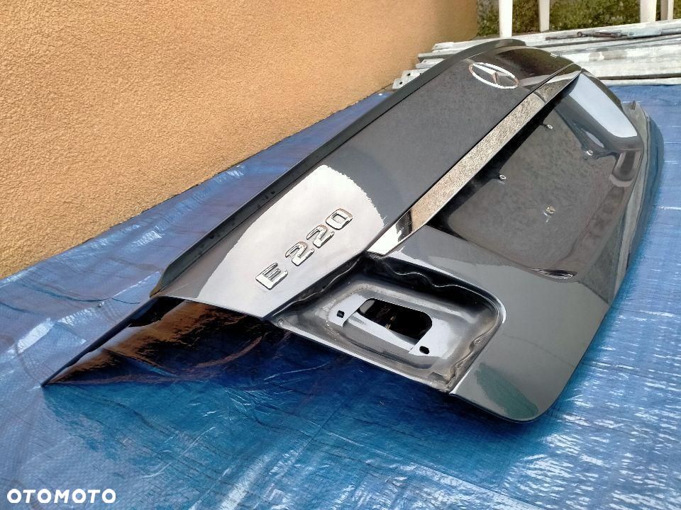 Mercedes W212 Sedan Lift AMG Klapa Bagażnika Tył 2016 - 8