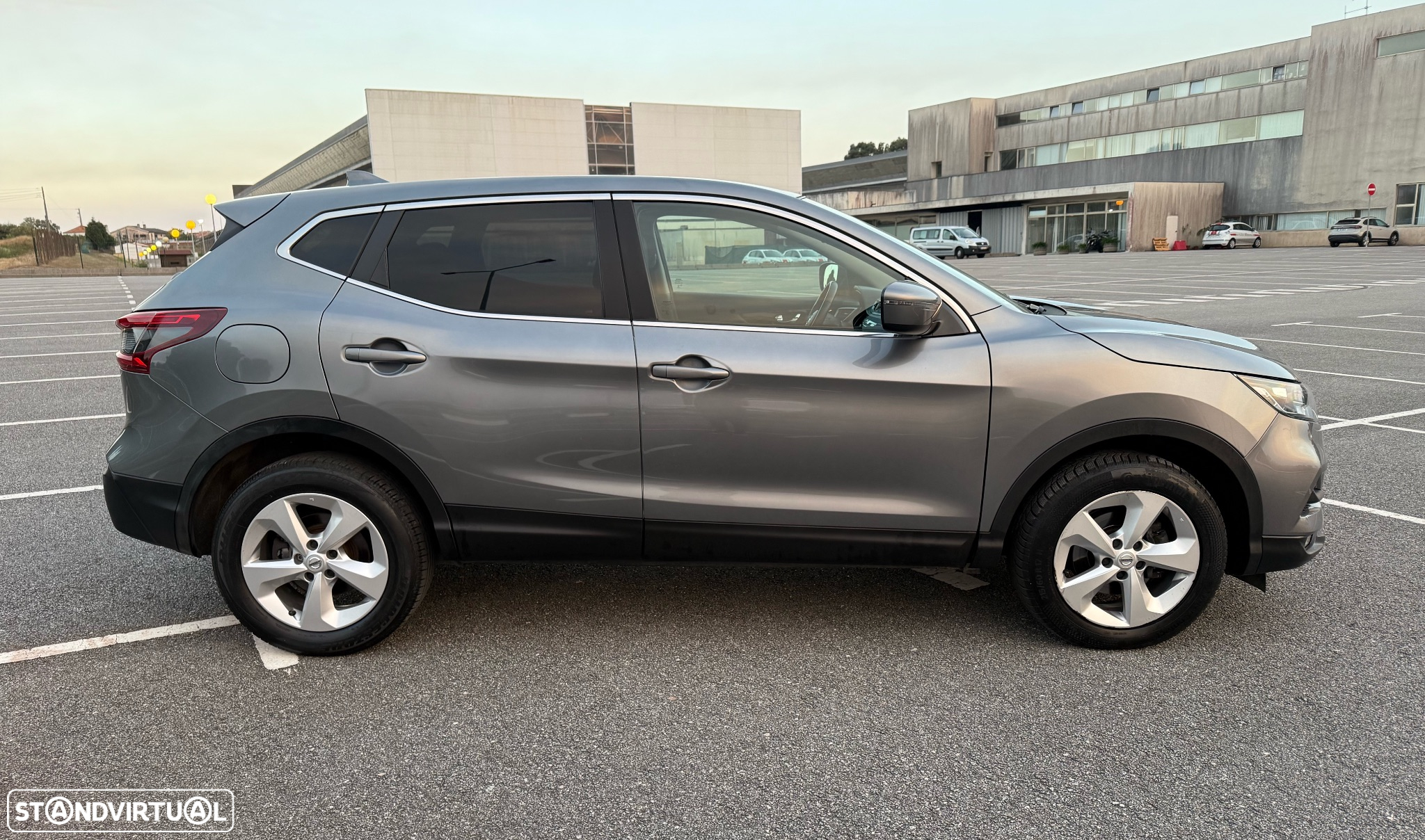 Nissan Qashqai 1.5 dCi N-Connecta - 7