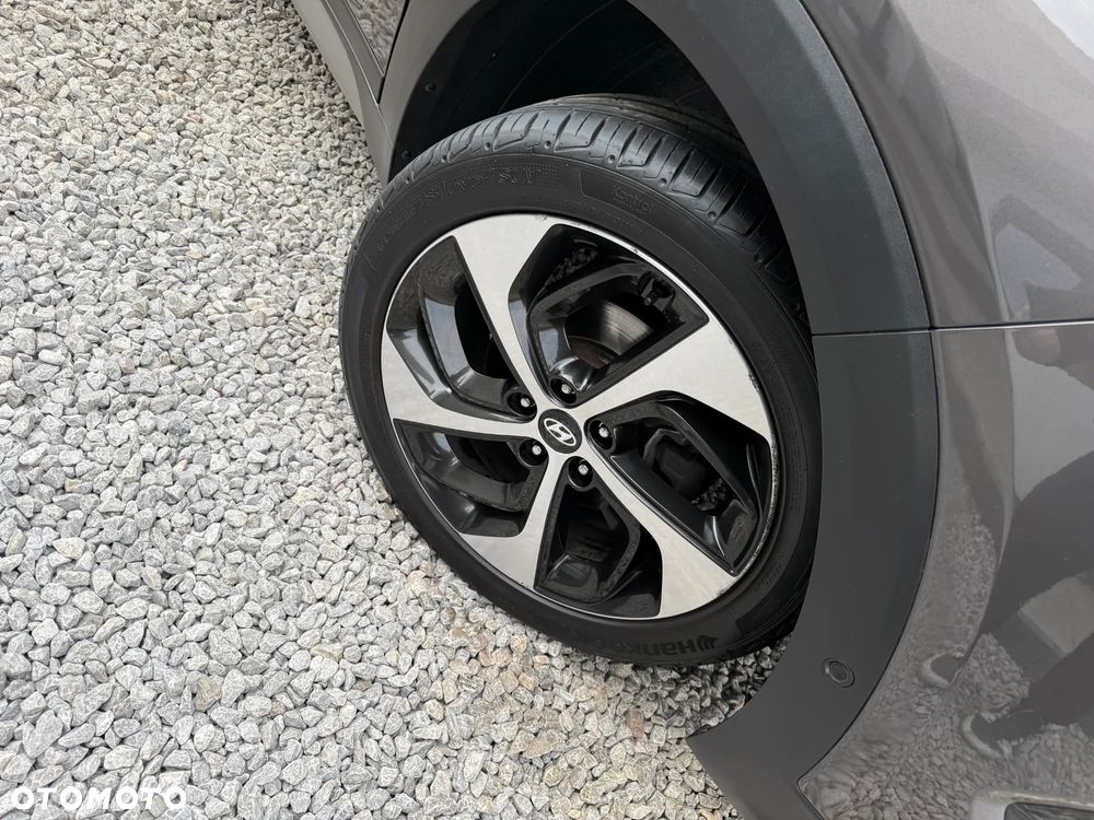 Hyundai Tucson - 36