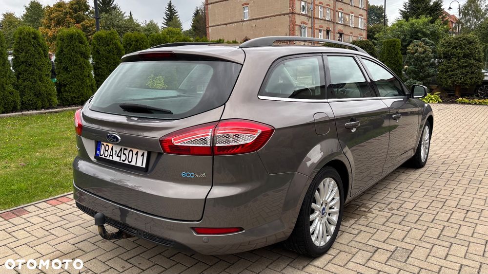 Ford Mondeo - 26