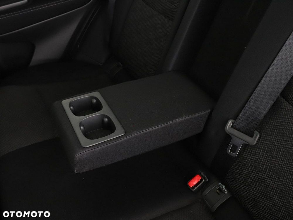 Nissan Qashqai 1.6 dCi 360 S&S - 36