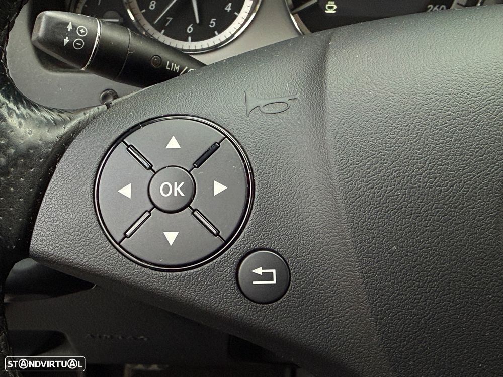 Mercedes-Benz E 220 CDI Avantgarde BlueEfficiency - 25