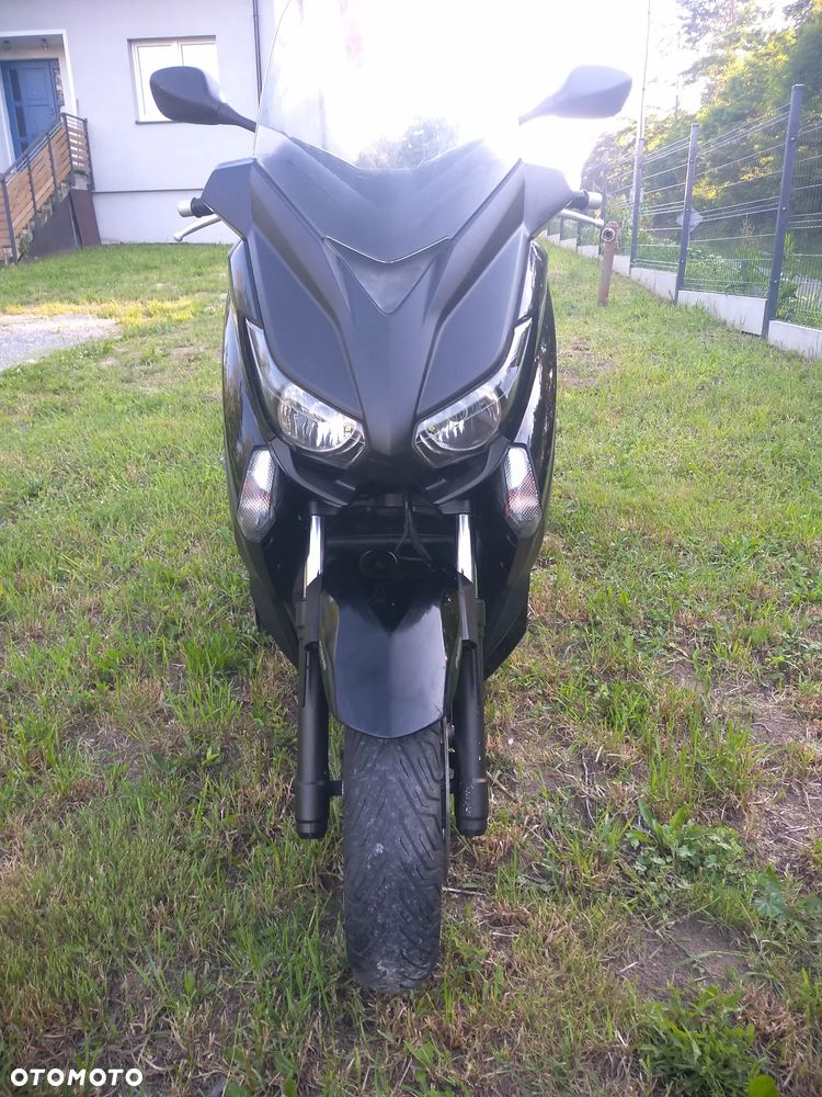 Yamaha X-max - 9
