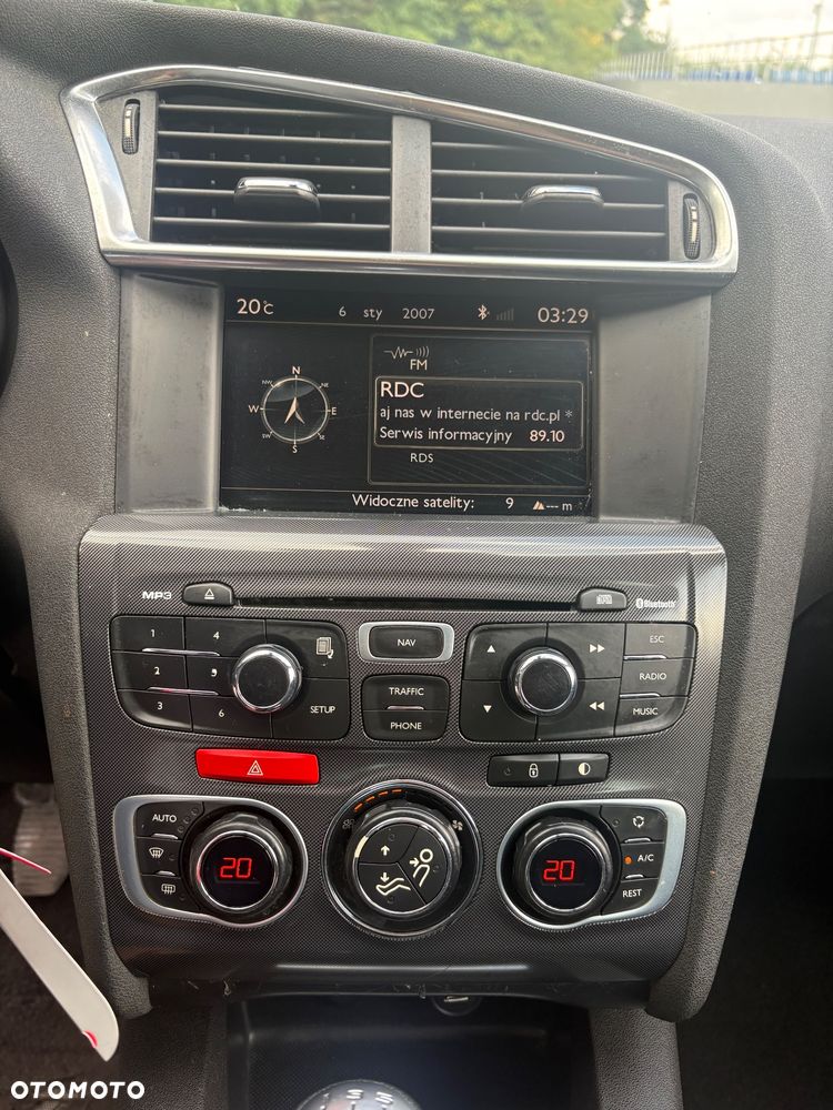 Citroën C4 VTi 120 Exclusive - 15