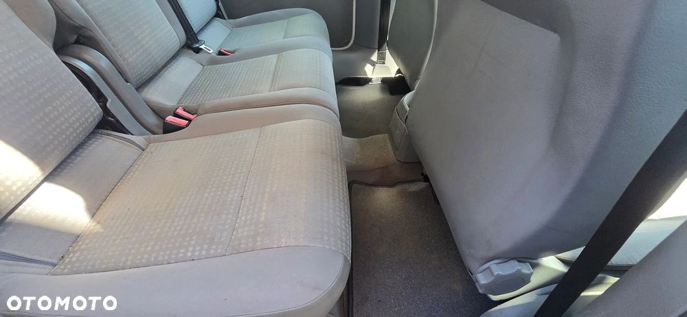 Volkswagen Caddy Life - 13