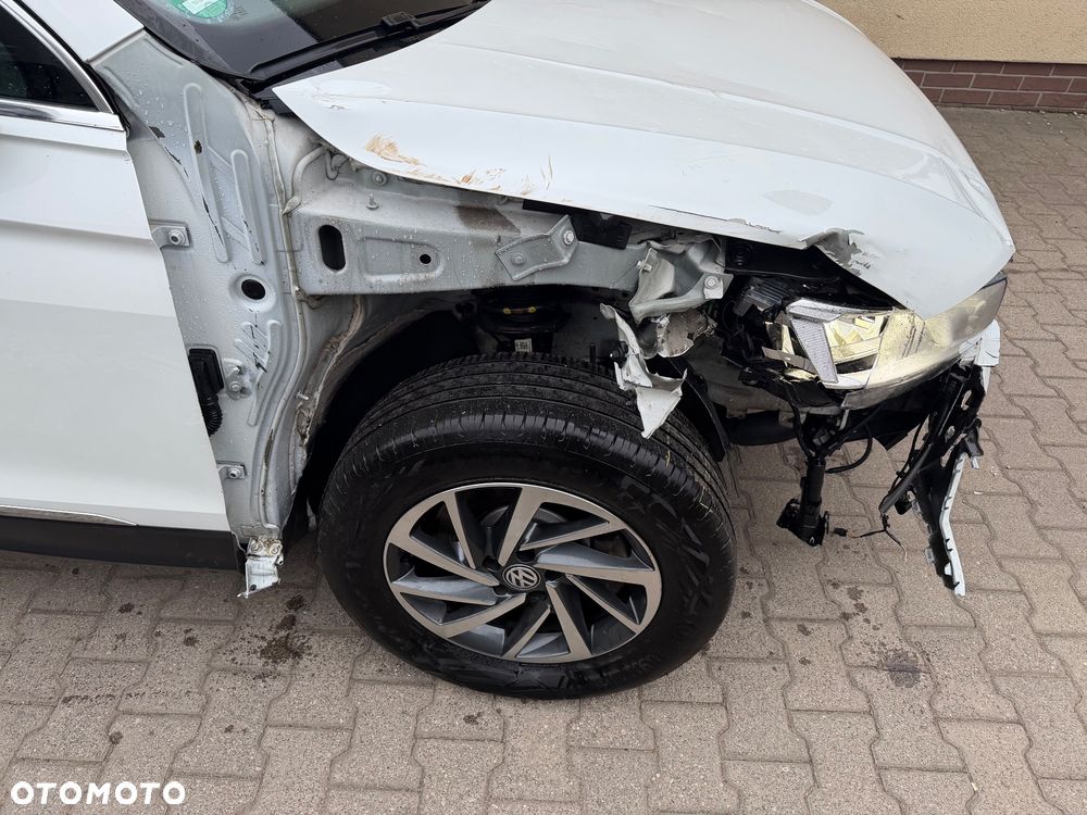 Volkswagen Tiguan 2.0 TSI 4Motion DSG OPF IQ.DRIVE - 3