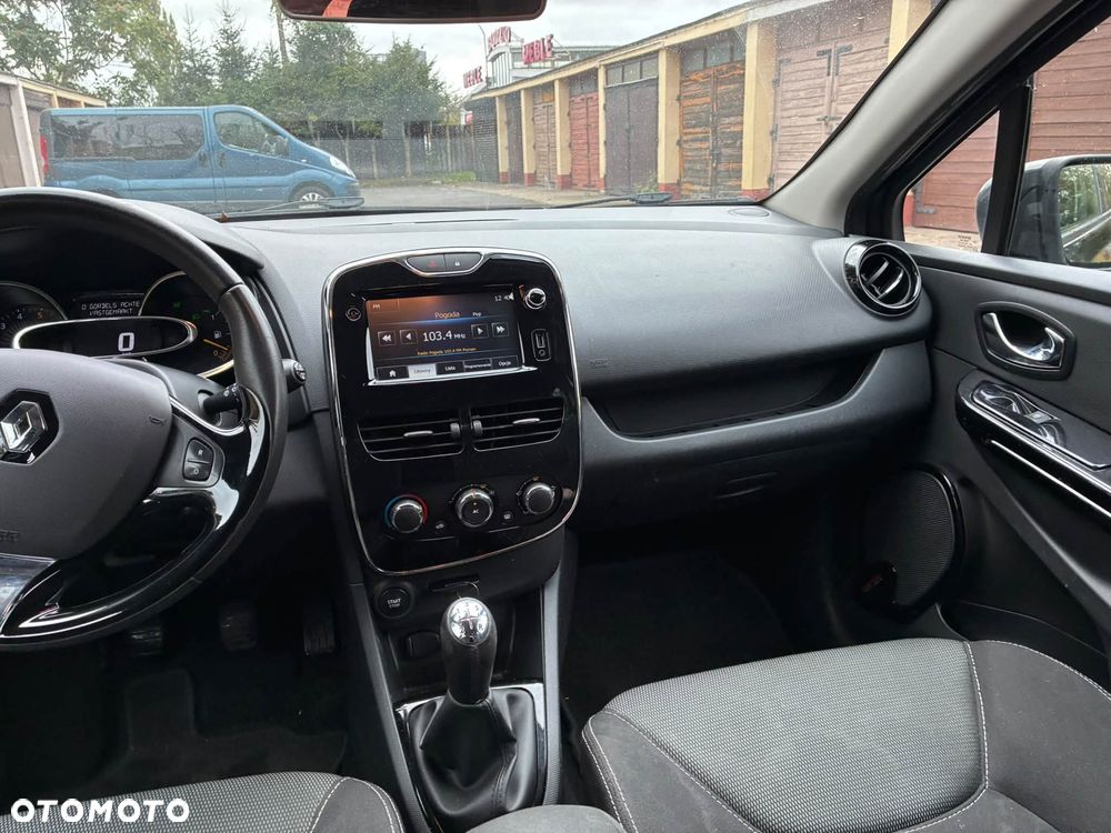 Renault Clio - 20