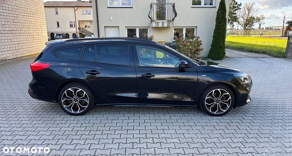 Ford Focus 1.5 EcoBlue Start-Stopp-System ST-LINE - 4