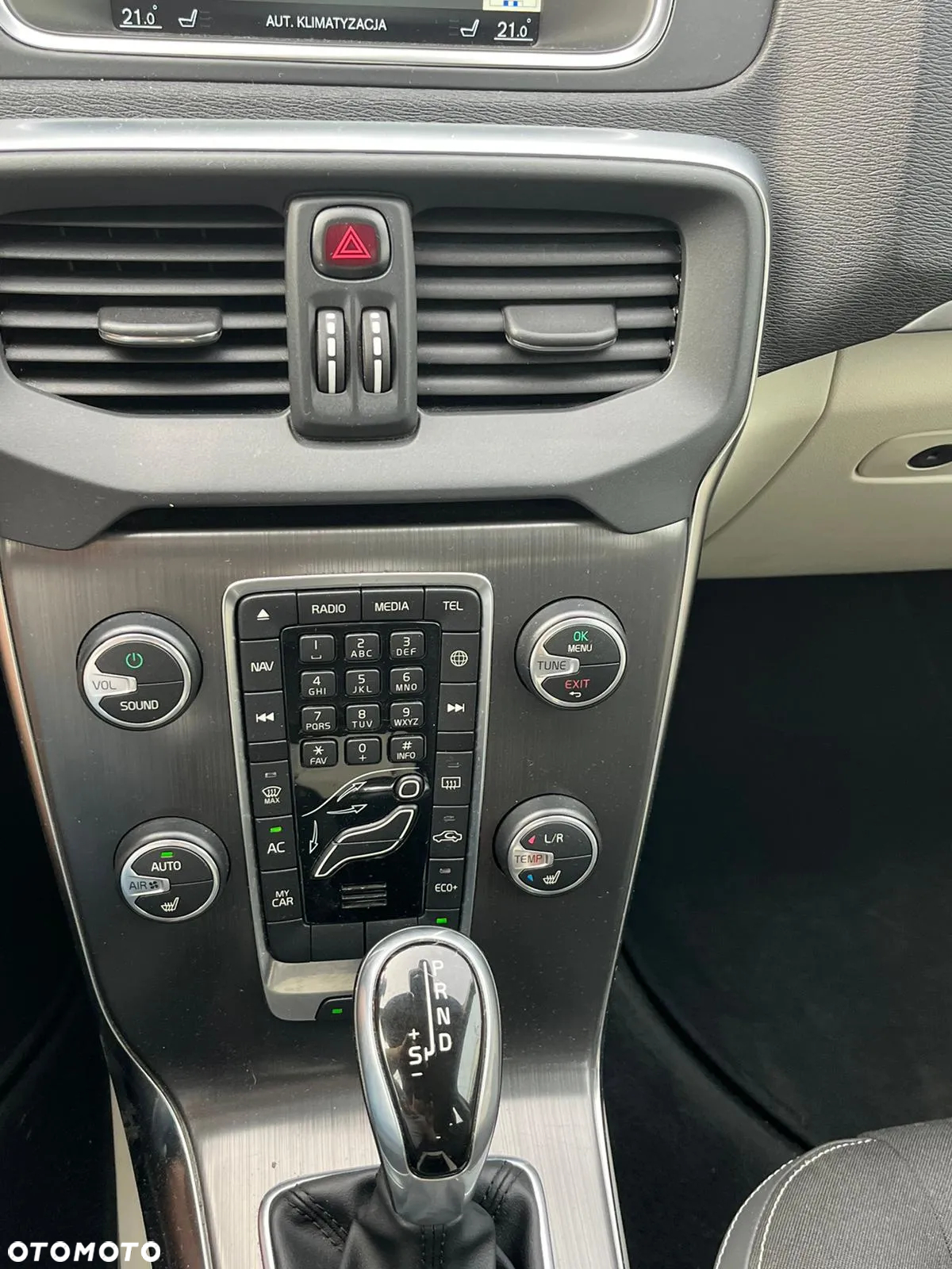 Volvo V40 - 13