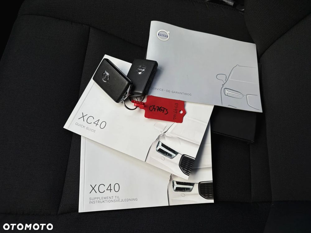 Volvo XC 40 T3 Momentum - 34