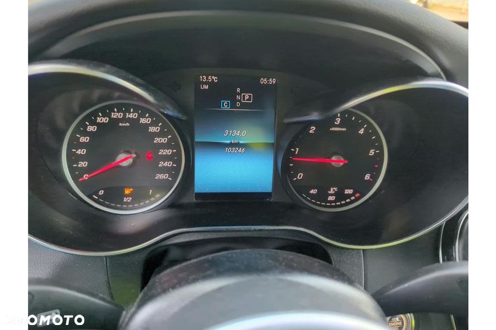 Mercedes-Benz GLC - 6