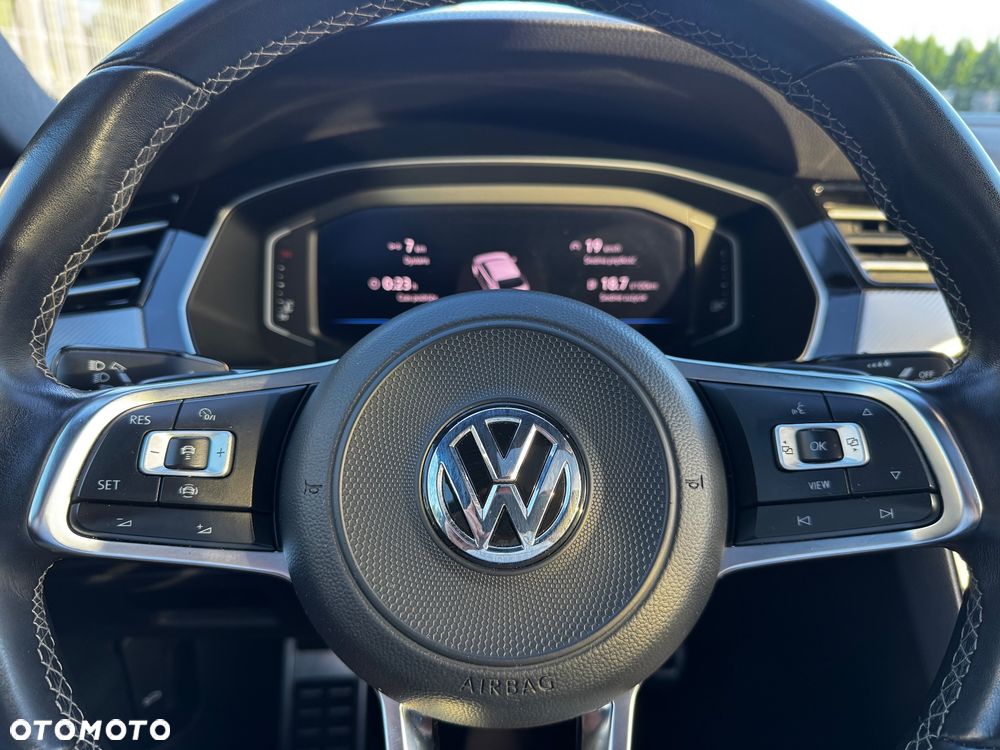 Volkswagen Arteon 2.0 TDI Bi-Turbo SCR 4Mot R-Line DSG - 31