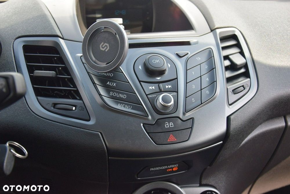 Ford Fiesta 1.25 Trend - 19