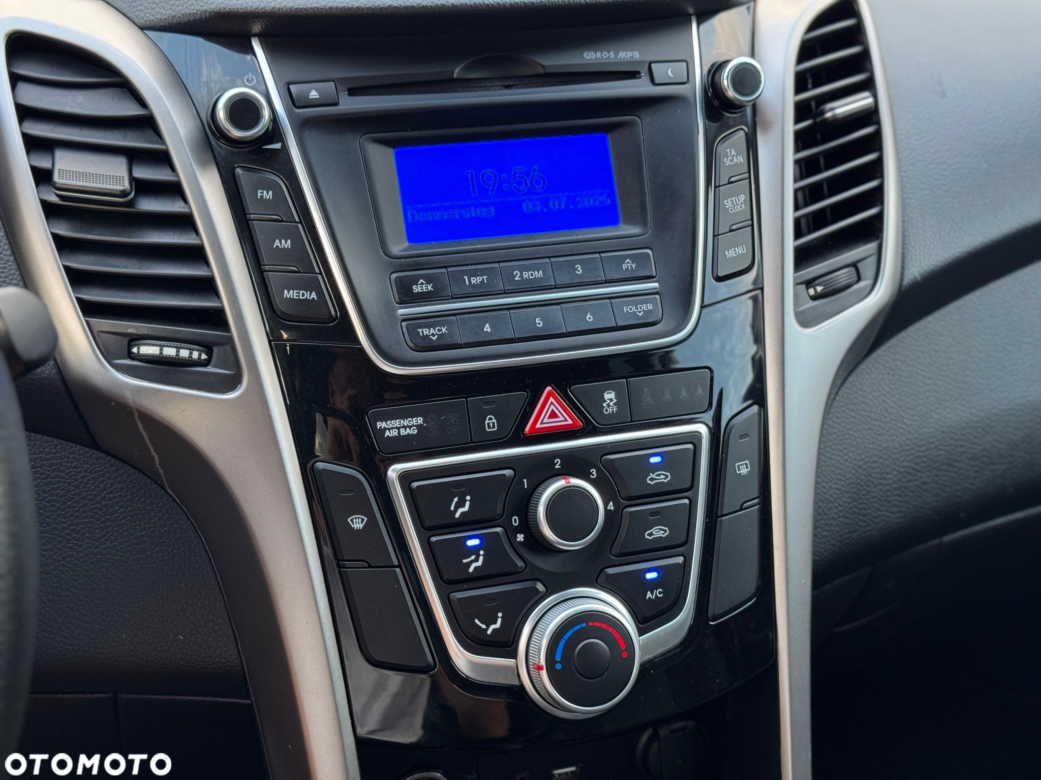 Hyundai i30 1.6 CRDi BlueDrive Comfort - 21