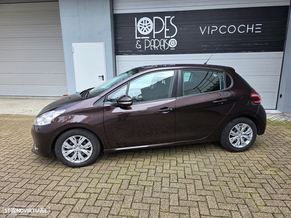Peugeot 208 1.4 HDi Active - 4