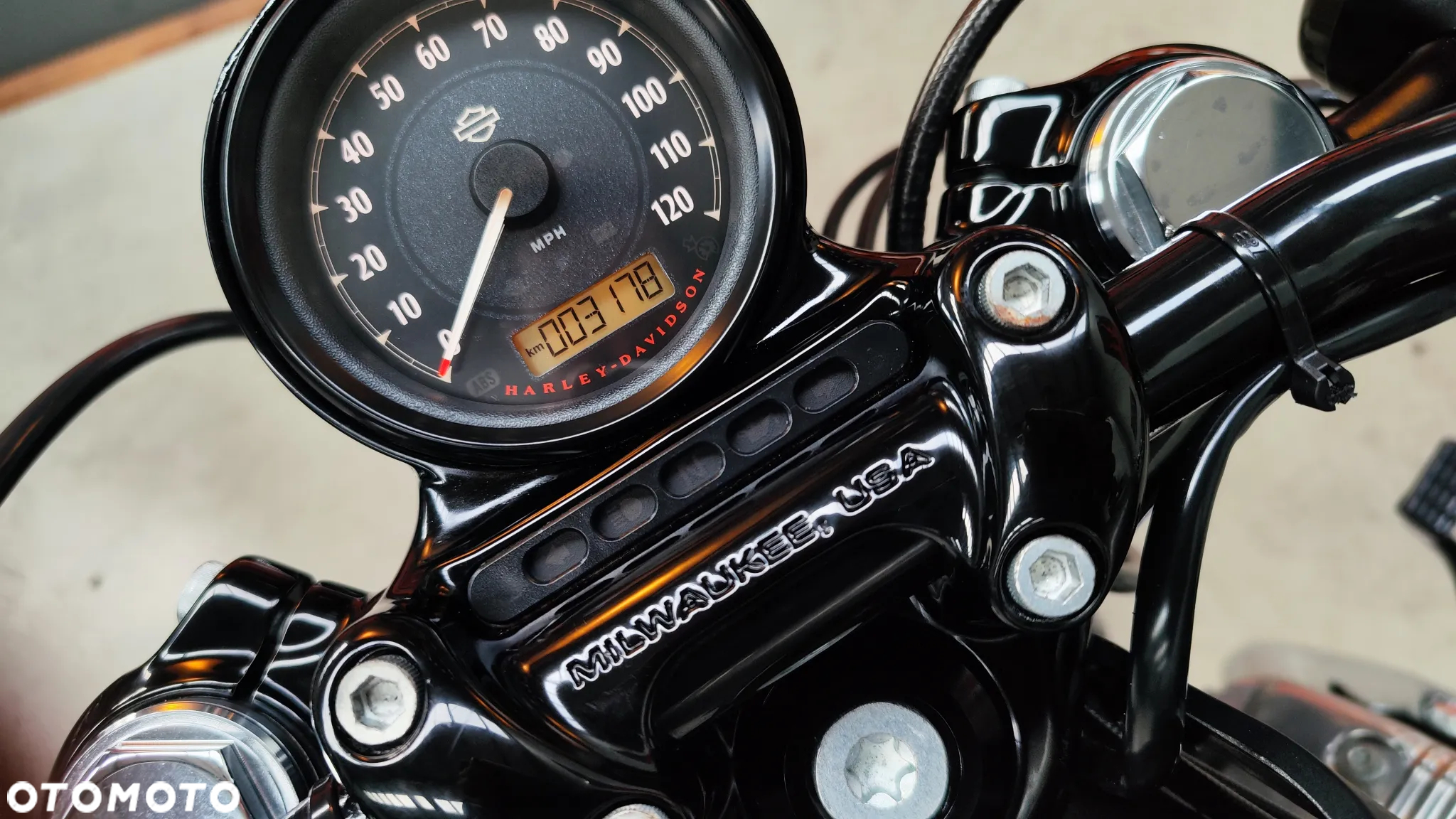 Harley-Davidson Sportster Forty-Eight - 24