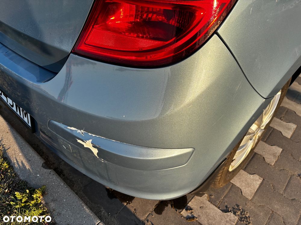 Hyundai i30 1.4 Classic + - 24