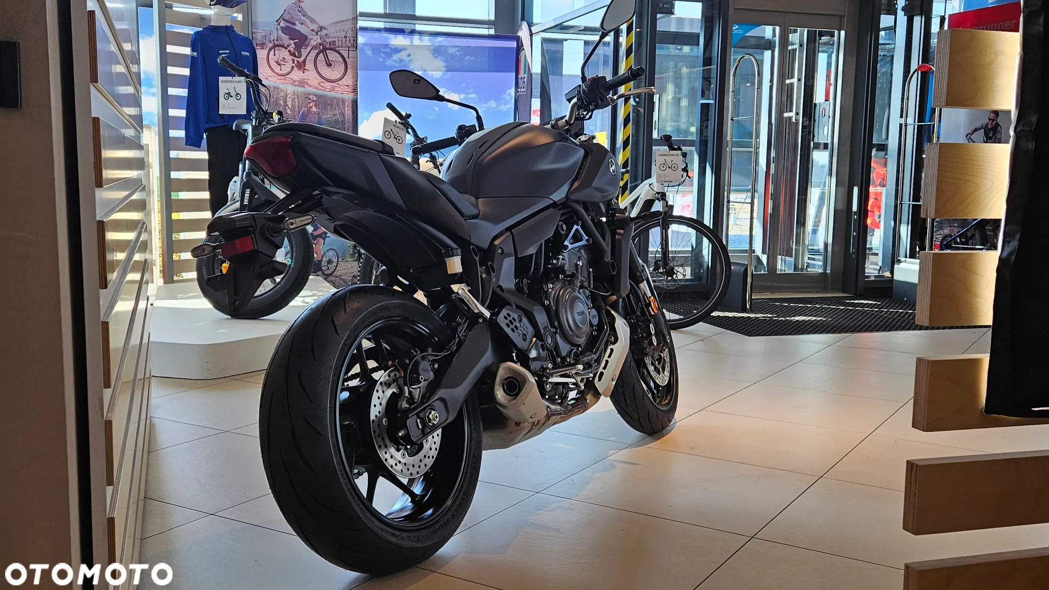 Yamaha MT - 10