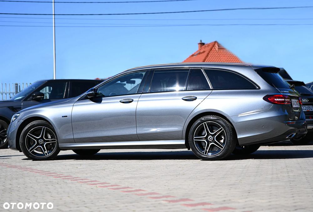 Mercedes-Benz Klasa E 300 de 4Matic 9G-TRONIC AMG Line - 37