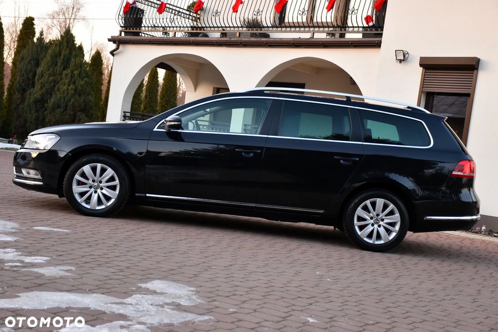 Volkswagen Passat 2.0 TDI DSG Comfortline - 11